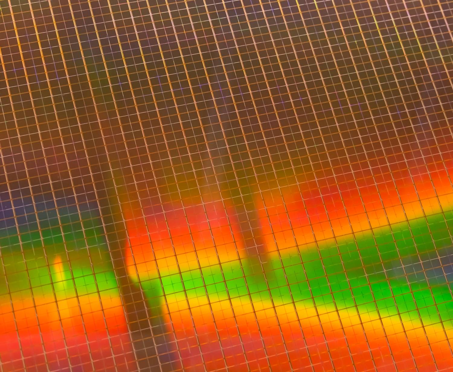 Reflection_on_Silicon_Wafers_Closeup Reflection_on_Silicon_Wafers_Closeup